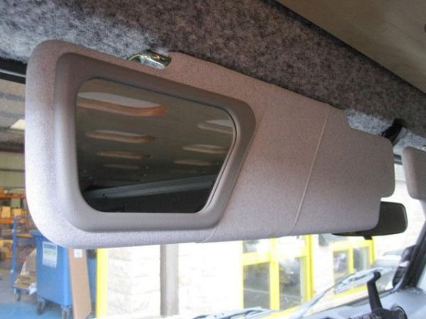Sonnenblendenspiegel / Schminkspiegel, links, passend für Land Rover Defender
